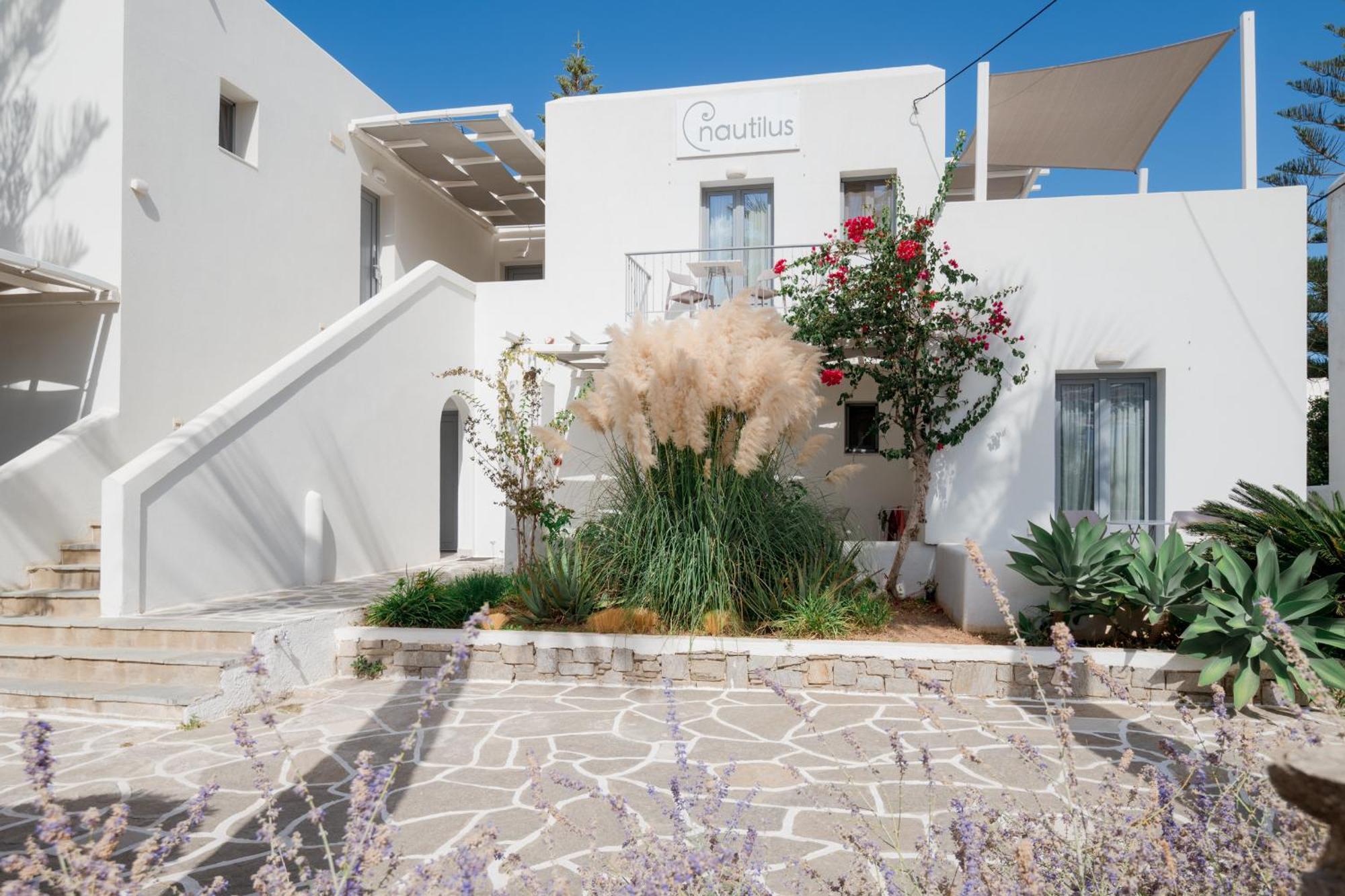 פארוס Nautilus Apartments-Suites מראה חיצוני תמונה