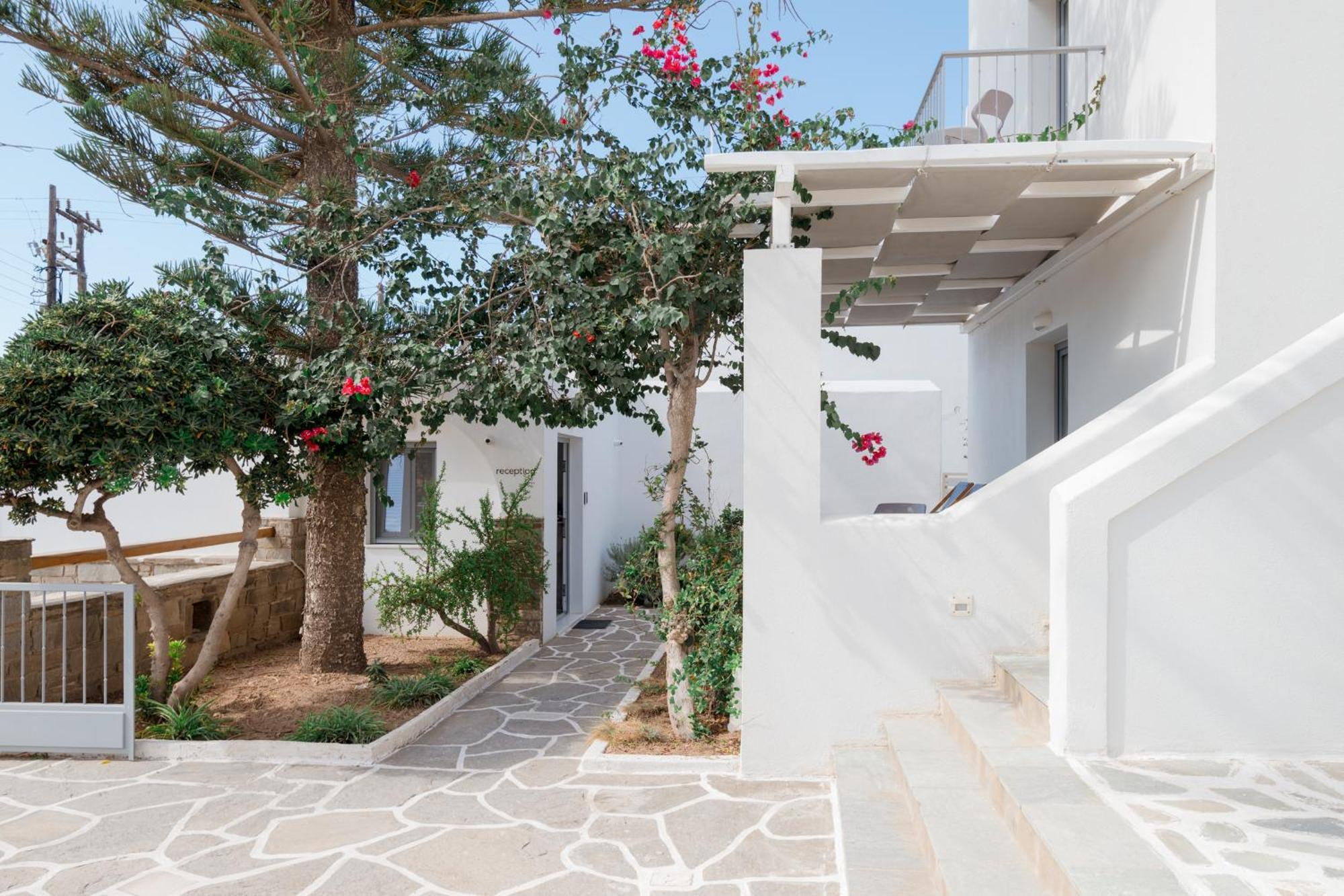 פארוס Nautilus Apartments-Suites מראה חיצוני תמונה