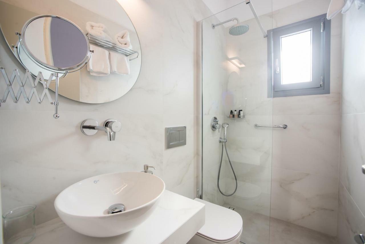 פארוס Nautilus Apartments-Suites מראה חיצוני תמונה